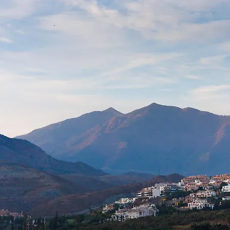 Sechi Marbella Εστεπόνα