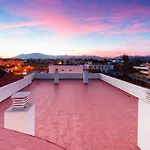 Sechi Marbella - Self Service 3*