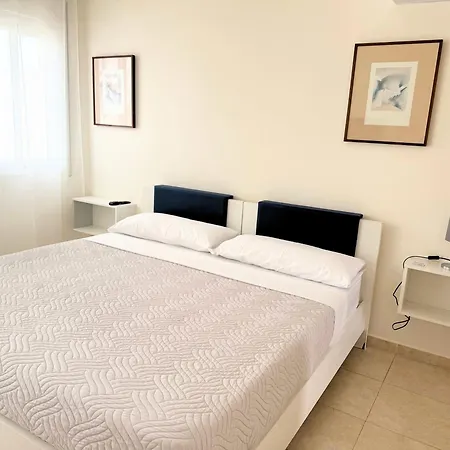 Hotel Sechi Marbella - Self Service, With Parking Estepona