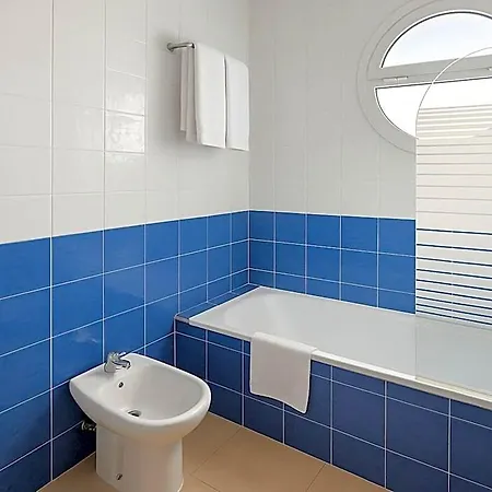 Sechi Marbella - Self Service Otel 3*