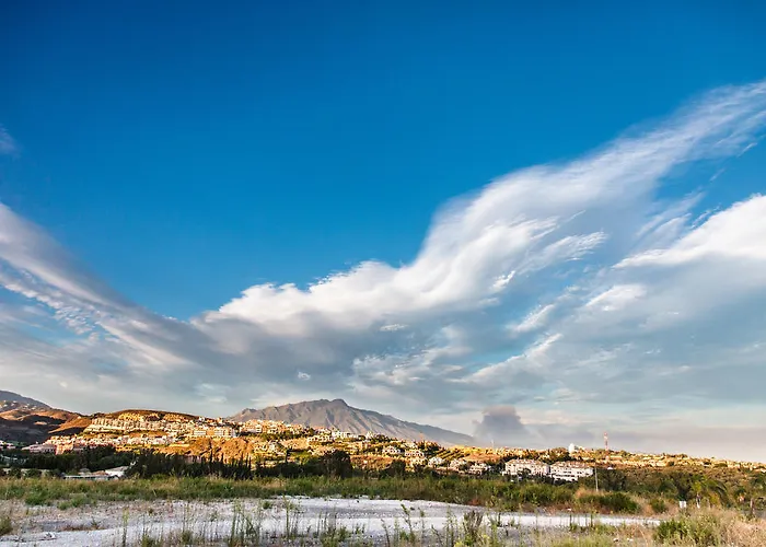 Sechi Marbella - Self Service Готель 3*