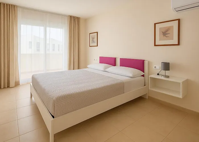 Sechi Marbella - Self Service 3*