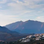 Sechi Marbella - Self Service Естепона