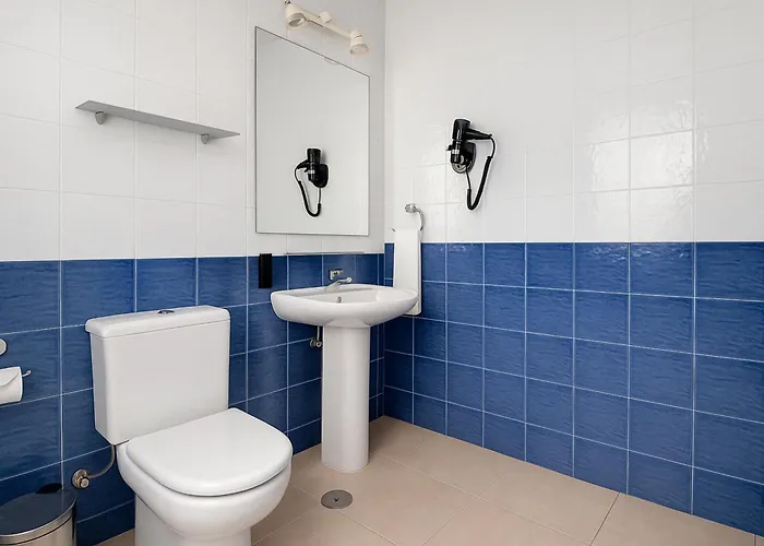 Sechi Marbella - Self Service 3*